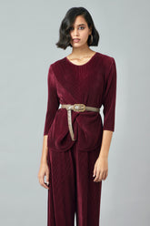 Taupe leather women's belt with distinctive quilted-link metal leather